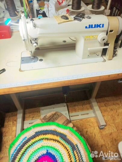 Промышленная швейная машинка juki