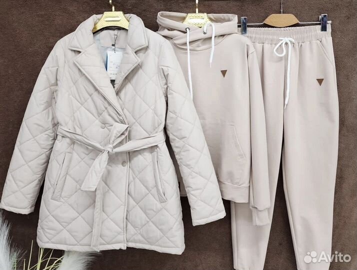 Женский спортивный костюм + куртка