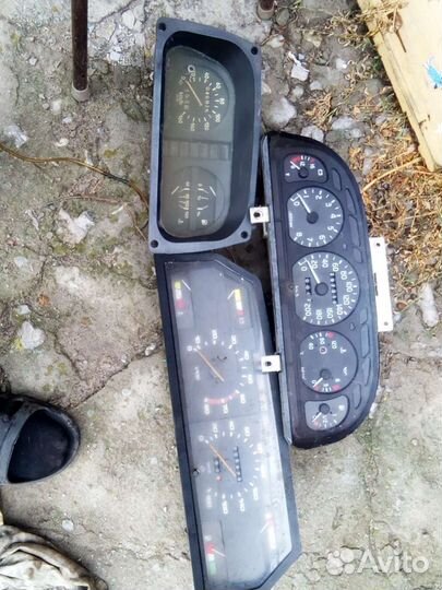 Панель приборов