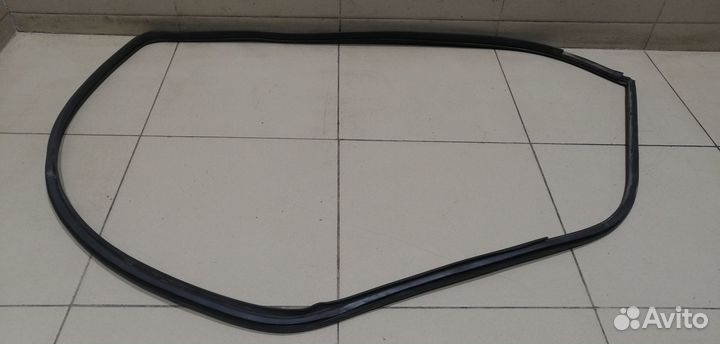 Уплотнитель (внутри) Corolla E15 2006-2013