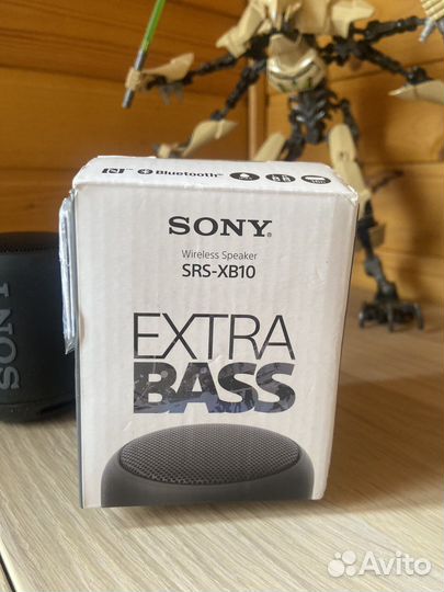 Портативная колонка Sony SRS-XB10