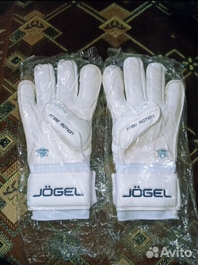 Вратарские перчатки jogel