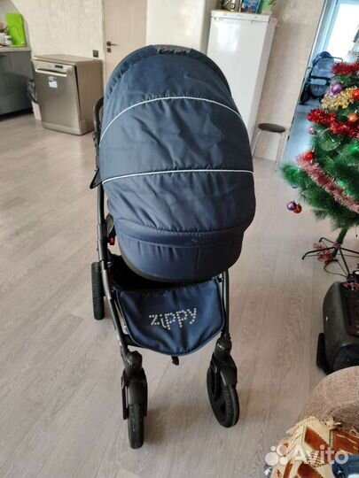 Коляска zippy sport 2 в 1 в хорошем состоянии