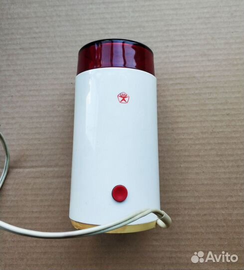 Кофемолка СССР Эльво 1986г