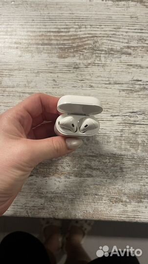 Airpods оригинальные б/у