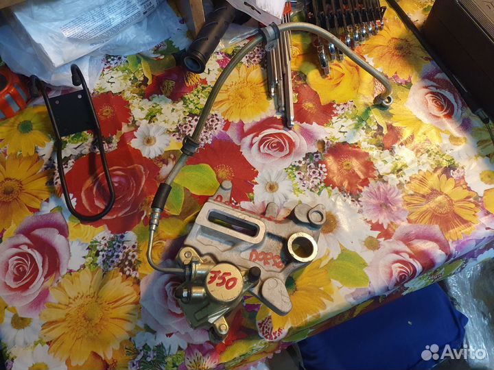 Задний суппорт Aprilia shiver, Dorsoduro 750