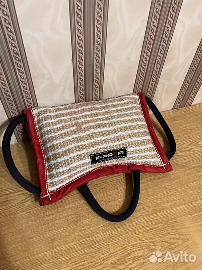 Подушка-ухватка «команч» с тремя ручками для собак