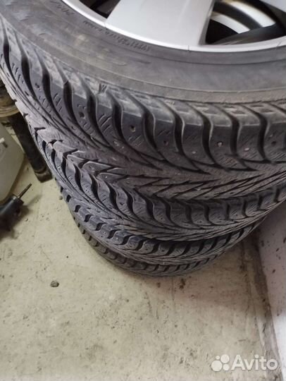 Yokohama Ice Guard Stud IG55 205/55 R16