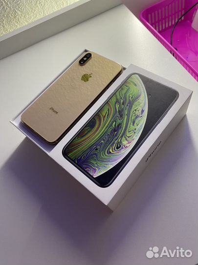 iPhone Xs, 64 ГБ