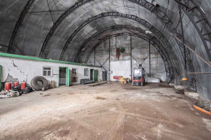 Земля 53 сотки + 320 м² склад