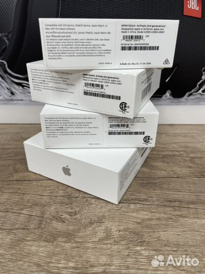 Беспроводные наушники с микрофоном Apple AirPods 3