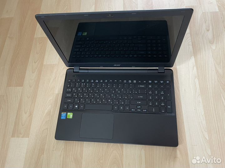 Ноутбук Acer i3/6gb/ssd120gb