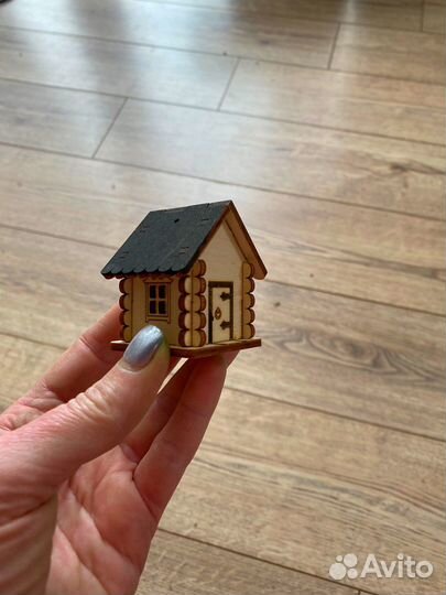 Деревянные заготовки домиков для творчества