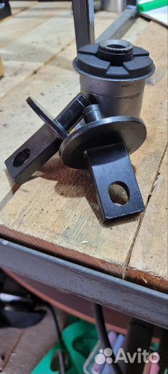 Сайлентблоки задней подвески Honda CRV 3