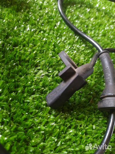 Датчик ABS задний левый Volvo S60