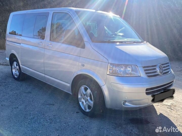 Volkswagen Multivan 2.5 AT, 2004, 270 032 км