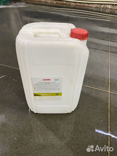 Канистра пластиковая 20 литров