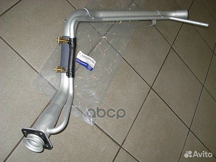 Горловина бензобака (габарит) 31030H1032 Hyunda