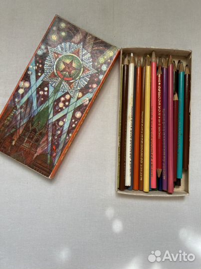 Карандаши Искусство 1975 г. СССР