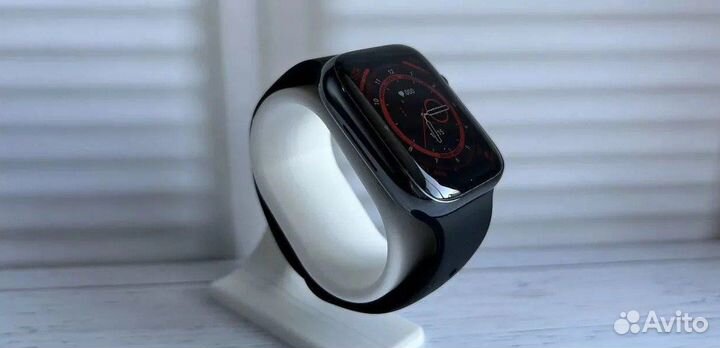 Apple watch серебристого цвета