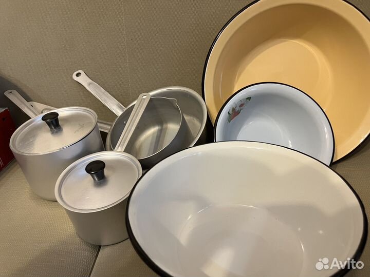 Посуда и кухонная утварь