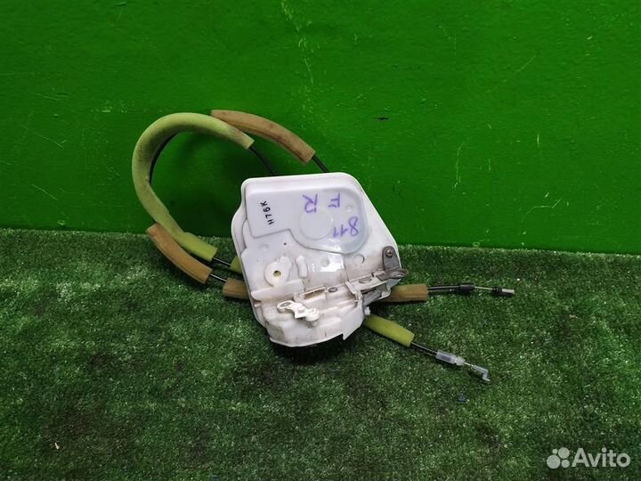 Замок двери передней правой Mazda 3 (BL) 2010