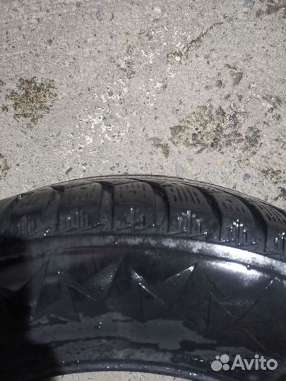 Bridgestone Desert Dueler 235/65 R17