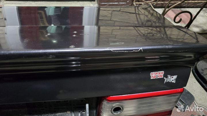 Крышка багажника Карина е Корона 191 со спойлером