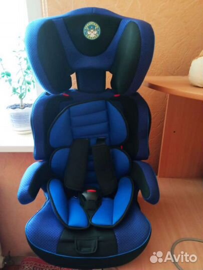 Детское автомобильное кресло