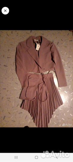 Костюм женский