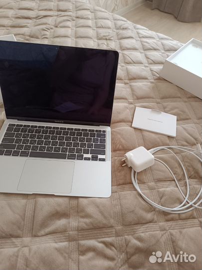 Apple MacBook Air 13-inch
