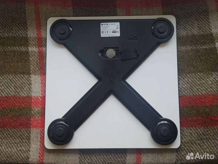 Весы напольные электронные Vitek VT-8051 до 150кг