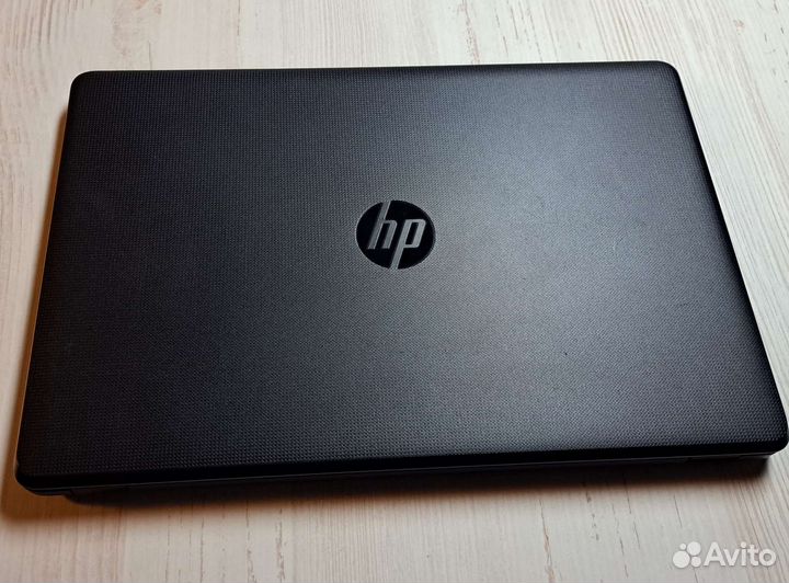 Ноутбук HP fullhd ssd