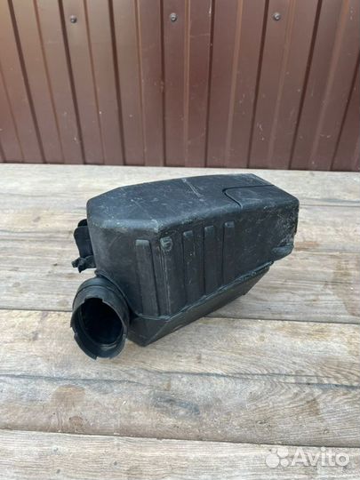 Корпус воздушного фильтра Renault Megane 2 1.4