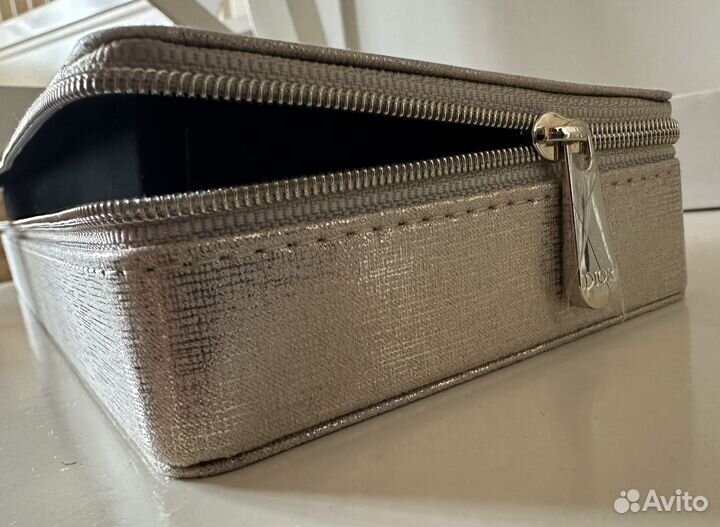 Новая косметичка Dior