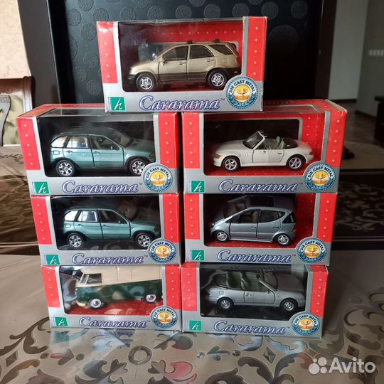 Модель автомобиля cararama 1 43