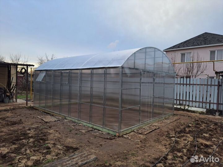 Теплица Прямостенная