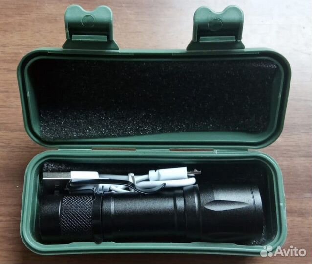 Портативный светодиодный фонарик с USB-зарядкой