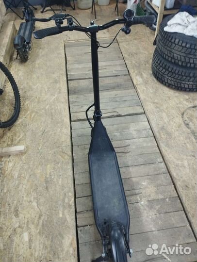 Самокат взрослый электрический бу