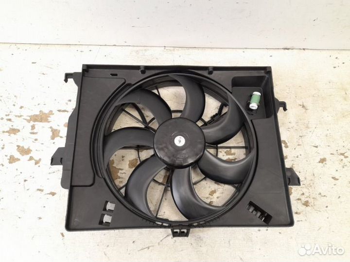 Диффузор вентилятора передний Hyundai Solaris 1