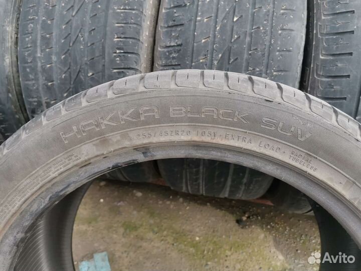 Nokian Tyres Hakka Black SUV 255/45 R20
