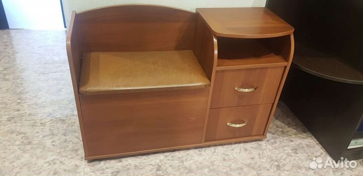 Тумба для прихожей