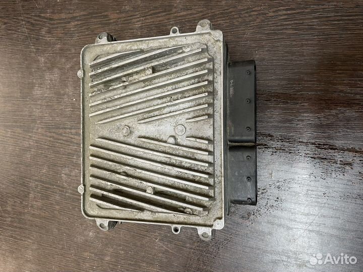 Блок управления двигателем Mercedes W203 W211 M272