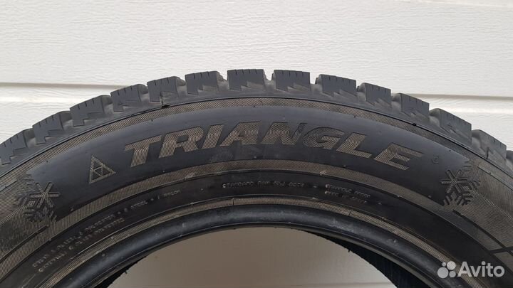 Triangle Snowlink TWT02 225/60 R17 103R