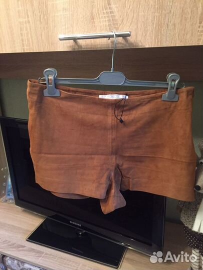 Шорты женские из натуральной замши «Zara”