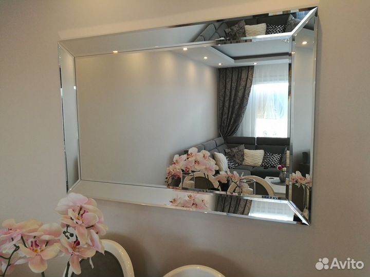 Зеркала на заказ, фацет, панно, гравировка