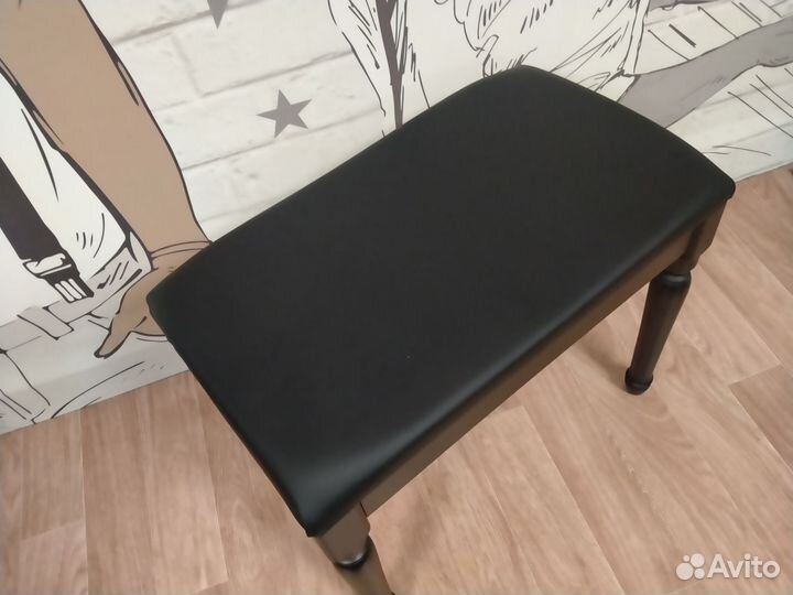 Банкетка для пианино