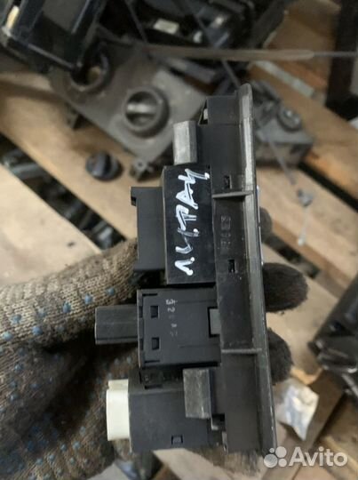 Блок управления зеркалами Solano 620 lifan солано