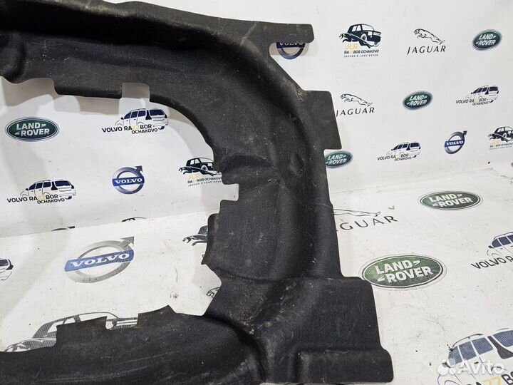 Обшивка запасного колеса Range Rover Velar L560