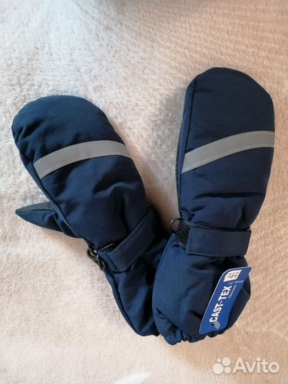 Варежки детские новые